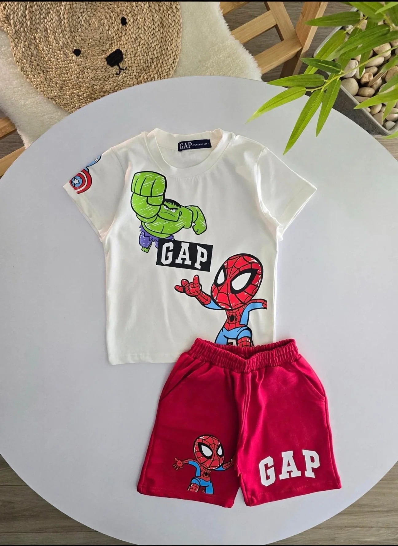 GAP Kids Marvel Superhero Set - Hulk & Spider-Man T-Shirt + Red Shorts #00294
